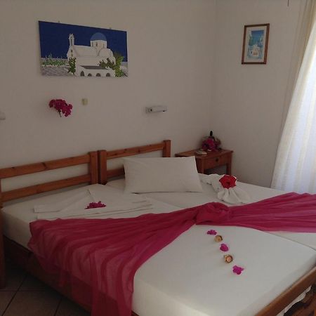 Arian Hotel Parikia  Ngoại thất bức ảnh