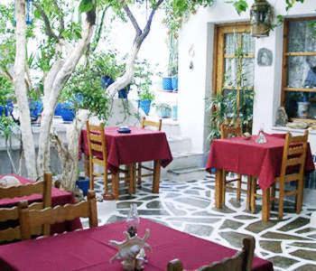 Arian Hotel Parikia  Ngoại thất bức ảnh