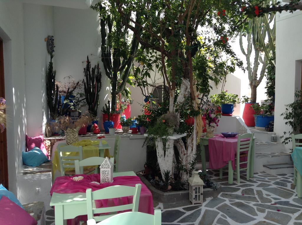 Arian Hotel Parikia  Ngoại thất bức ảnh