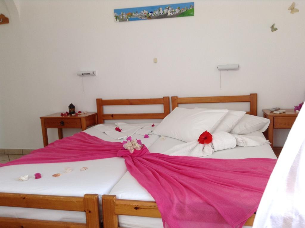 Arian Hotel Parikia  Ngoại thất bức ảnh